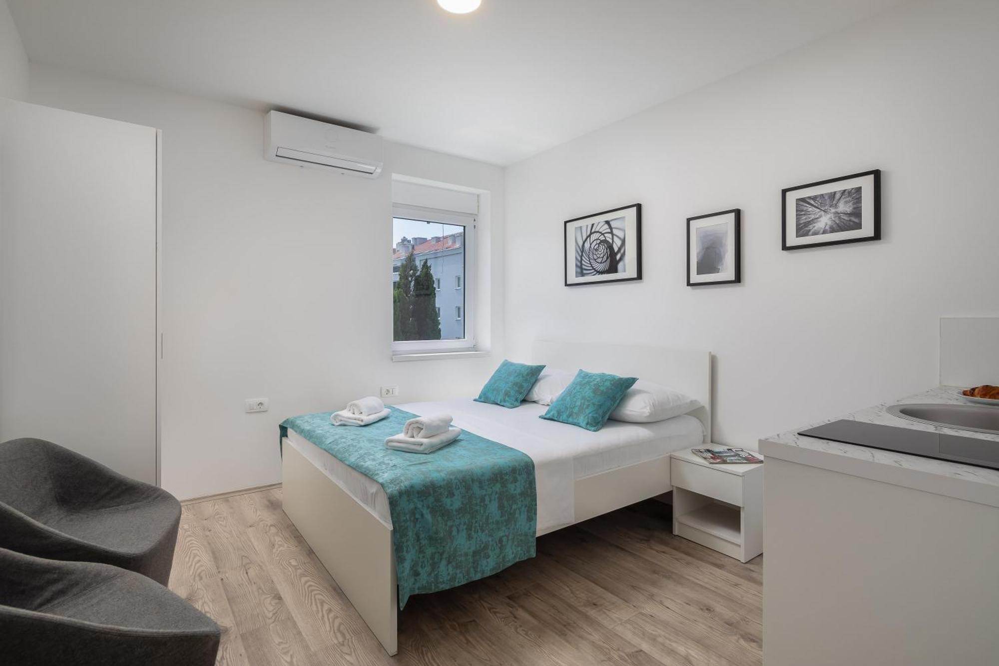 Beachfront Apartments Providenca With Free Parking Makarska Dış mekan fotoğraf