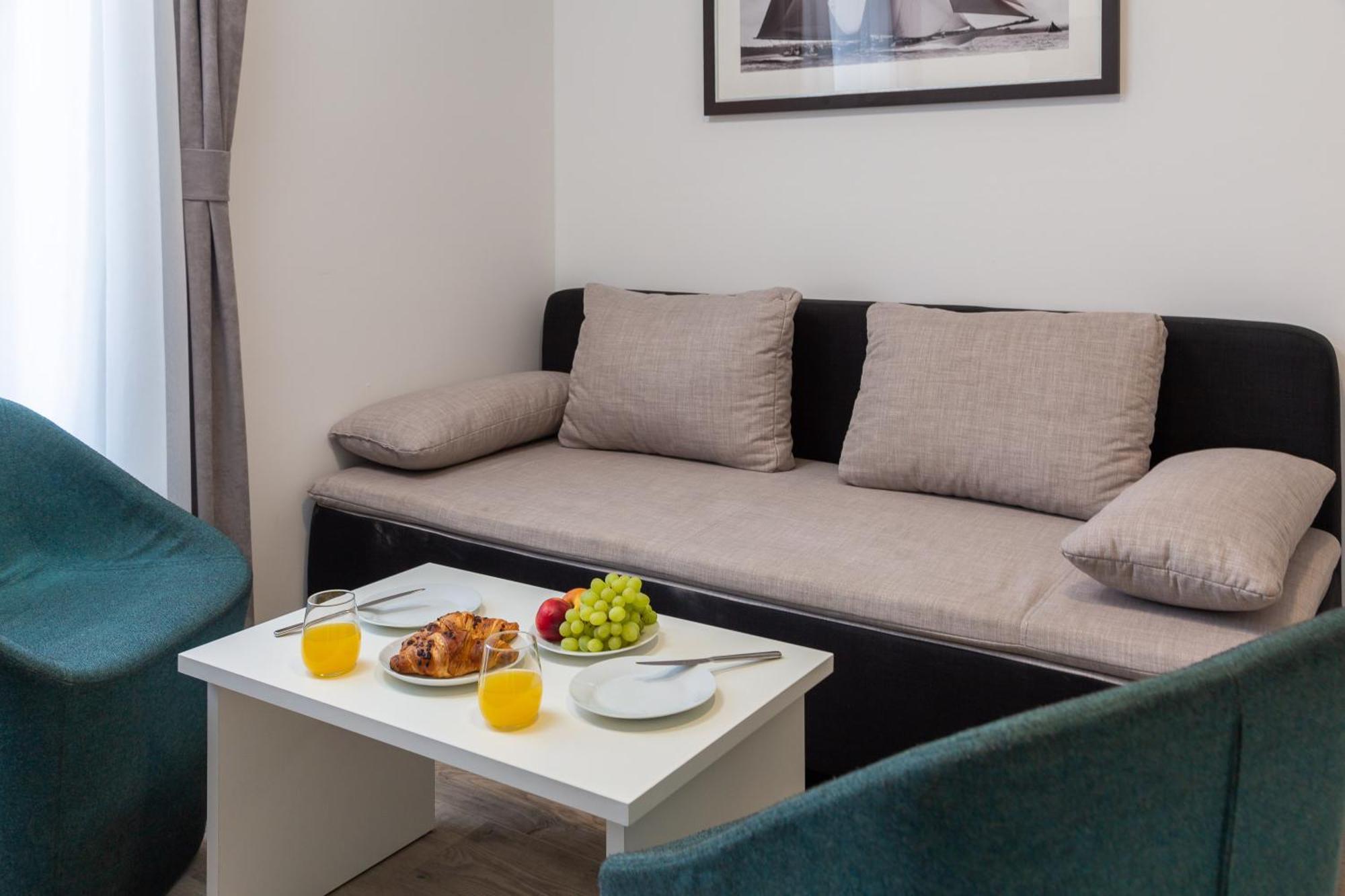 Beachfront Apartments Providenca With Free Parking Makarska Oda fotoğraf