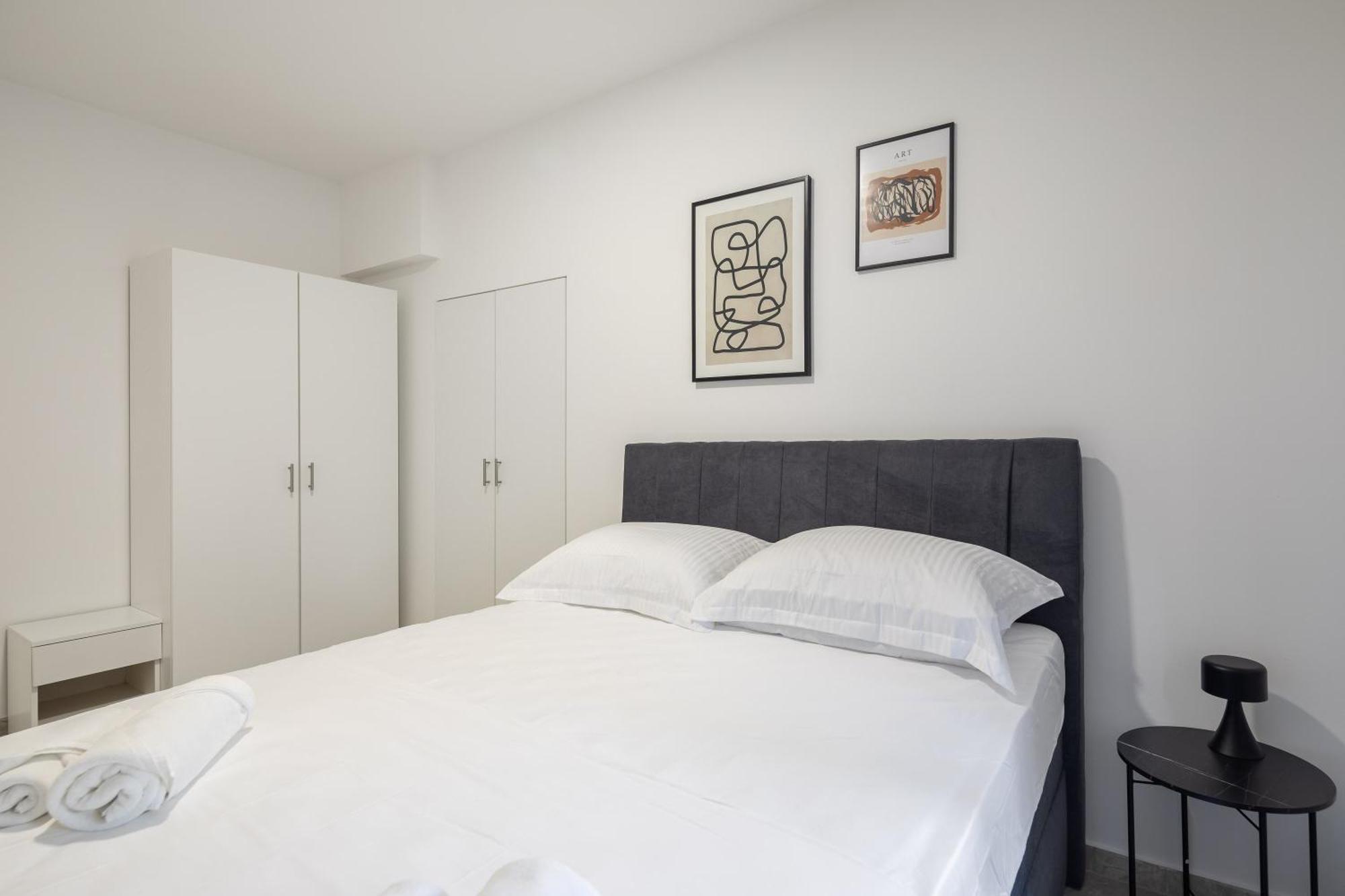Beachfront Apartments Providenca With Free Parking Makarska Oda fotoğraf