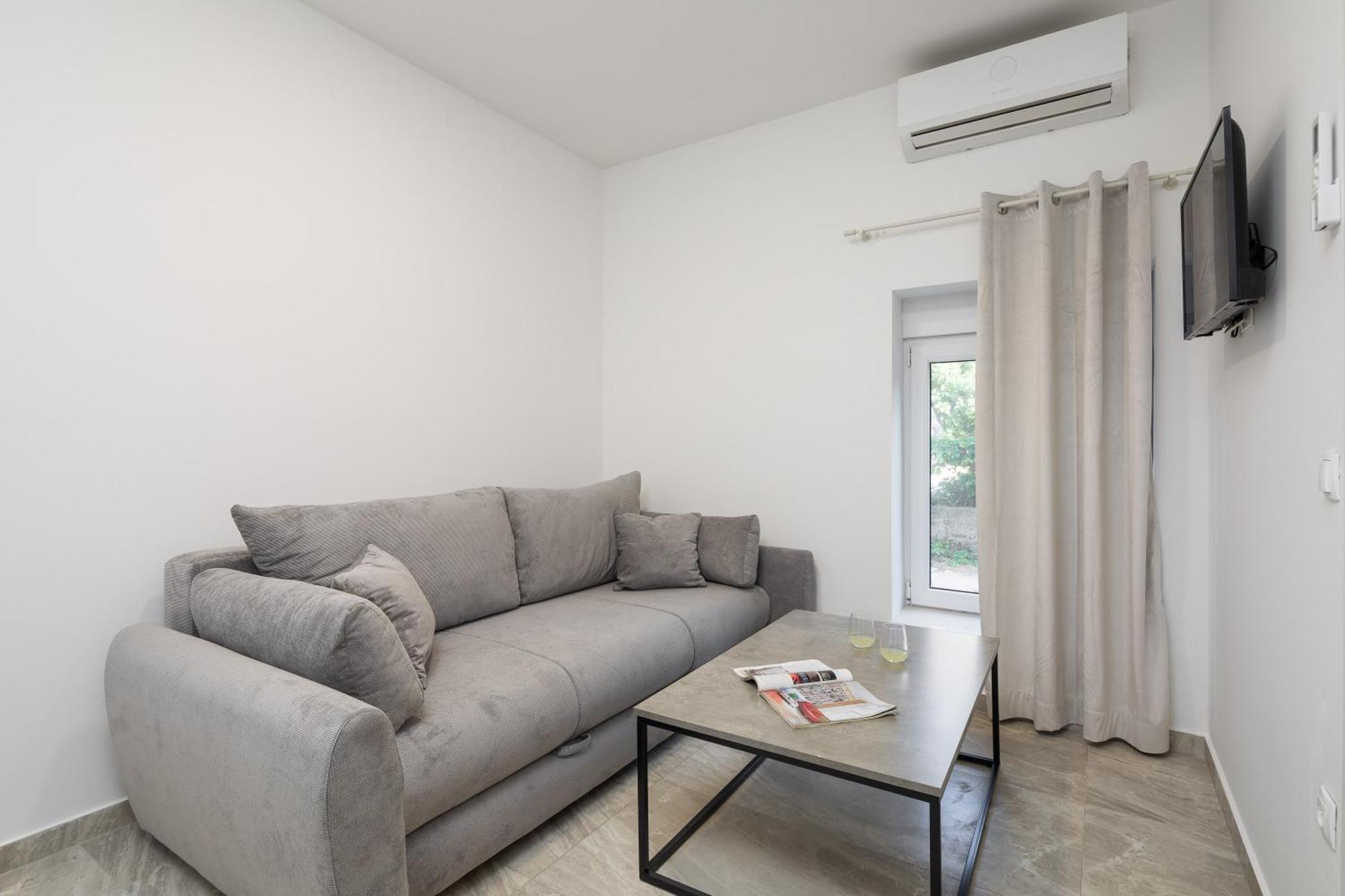 Beachfront Apartments Providenca With Free Parking Makarska Oda fotoğraf