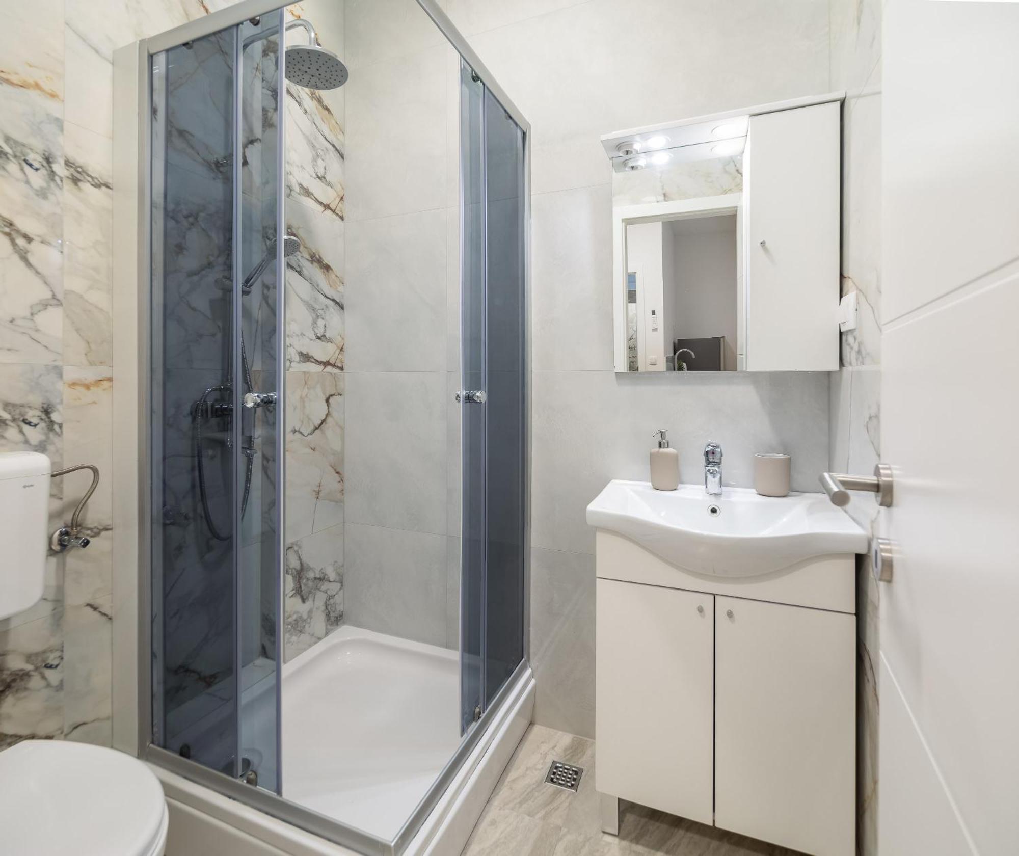 Beachfront Apartments Providenca With Free Parking Makarska Oda fotoğraf