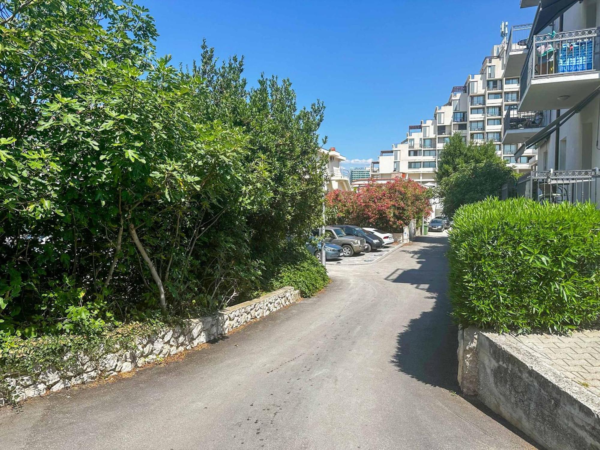 Beachfront Apartments Providenca With Free Parking Makarska Dış mekan fotoğraf